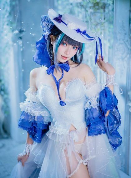 交换玩弄两个美妇教师韩国电影