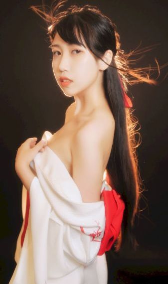 我是女王短剧免费观看全集