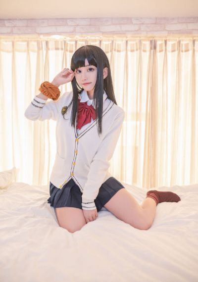 三级做爰蜜桃成熟时电影卿本佳人